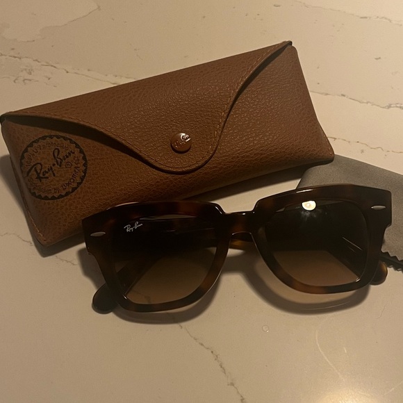Ray-Ban State Street Sunglasses - Picture 3 of 3